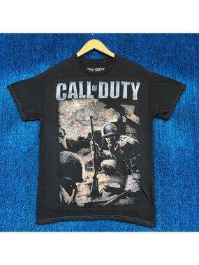 Call of Duty Graphic T-Shirt Size Small